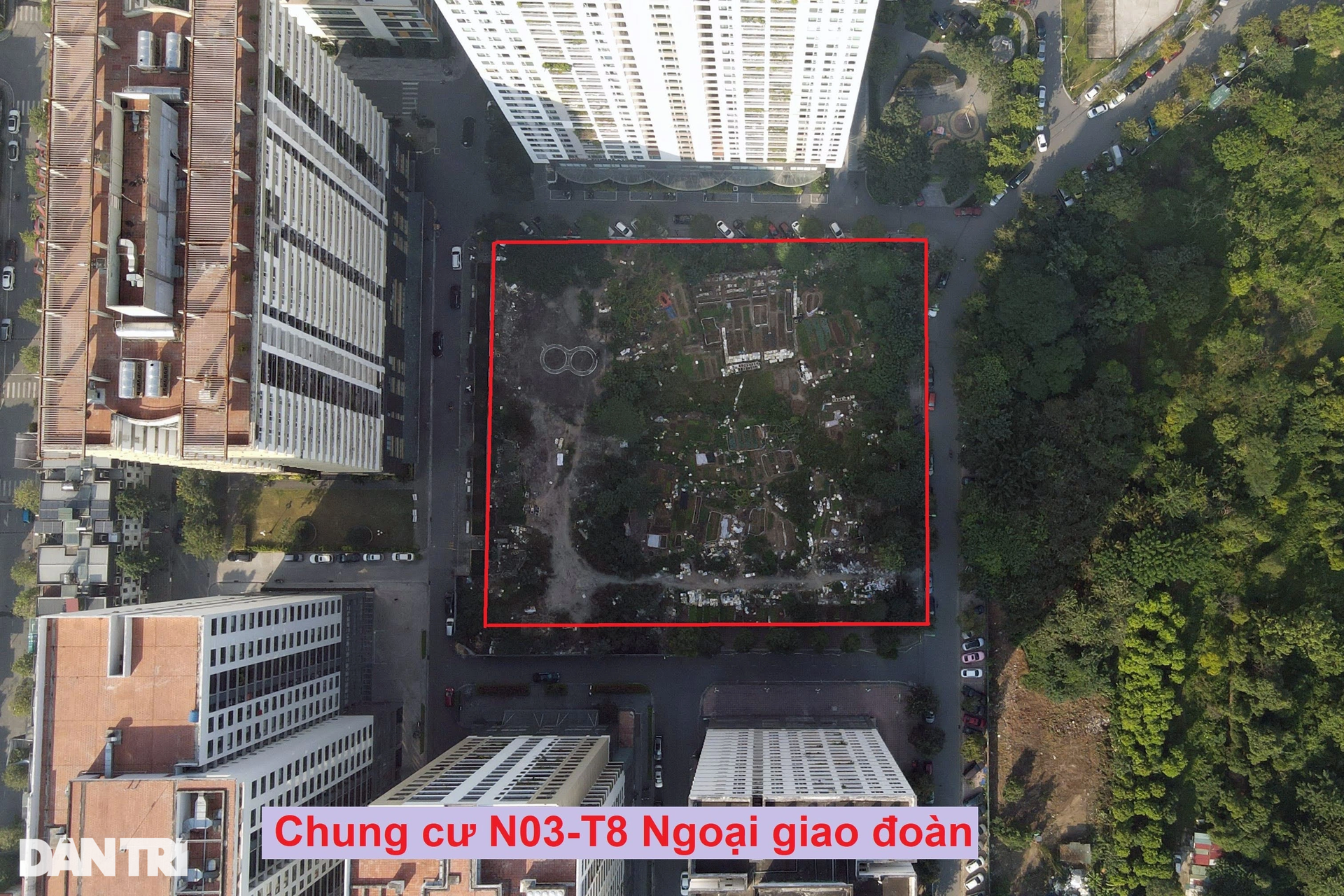 Cận cảnh đất xây trường học bỏ hoang tại nhiều khu đô thị đông dân ở Hà Nội - 3 Cận cảnh đất xây trường học bỏ hoang tại nhiều khu đô thị đông dân ở Hà Nội - 3