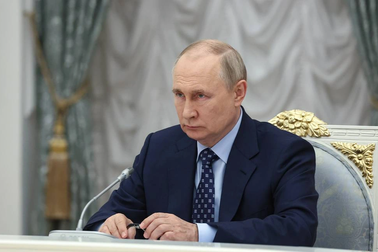 Ông Putin tới sở chỉ huy chiến dịch quân sự Ukraine