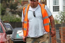 Những người nhanh chóng trắng tay sau khi trúng xổ số