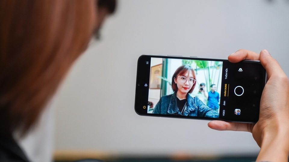Đánh giá Realme C15: Pin tốt, hiệu năng và máy ảnh ở mức trung bình - 6 Đánh giá Realme C15: Pin tốt, hiệu năng và máy ảnh ở mức trung bình - 6