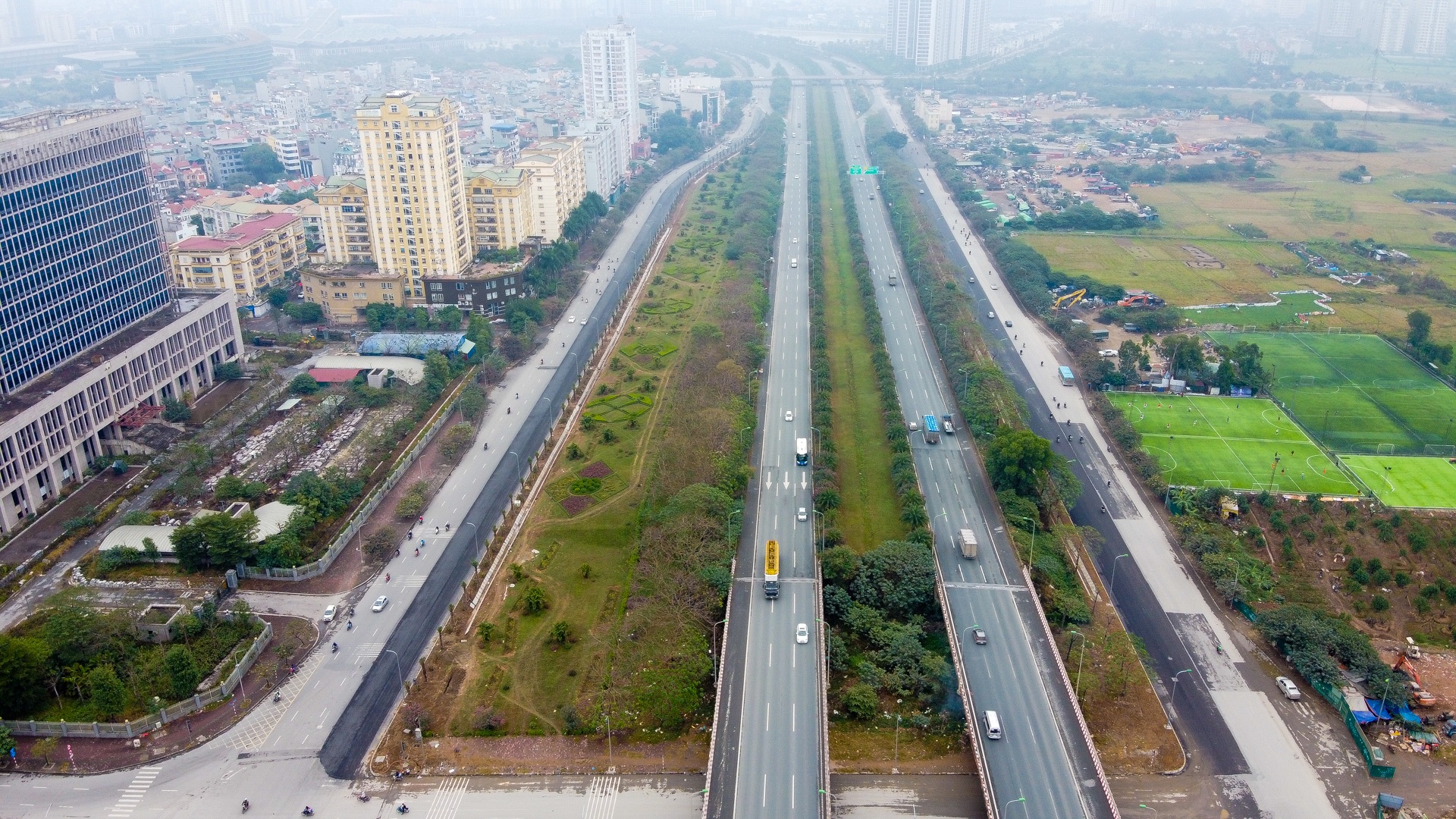 Đường gom Đại lộ Thăng Long thêm 4 làn xe, phục vụ đua xe F1 - 2 Đường gom Đại lộ Thăng Long thêm 4 làn xe, phục vụ đua xe F1 - 2
