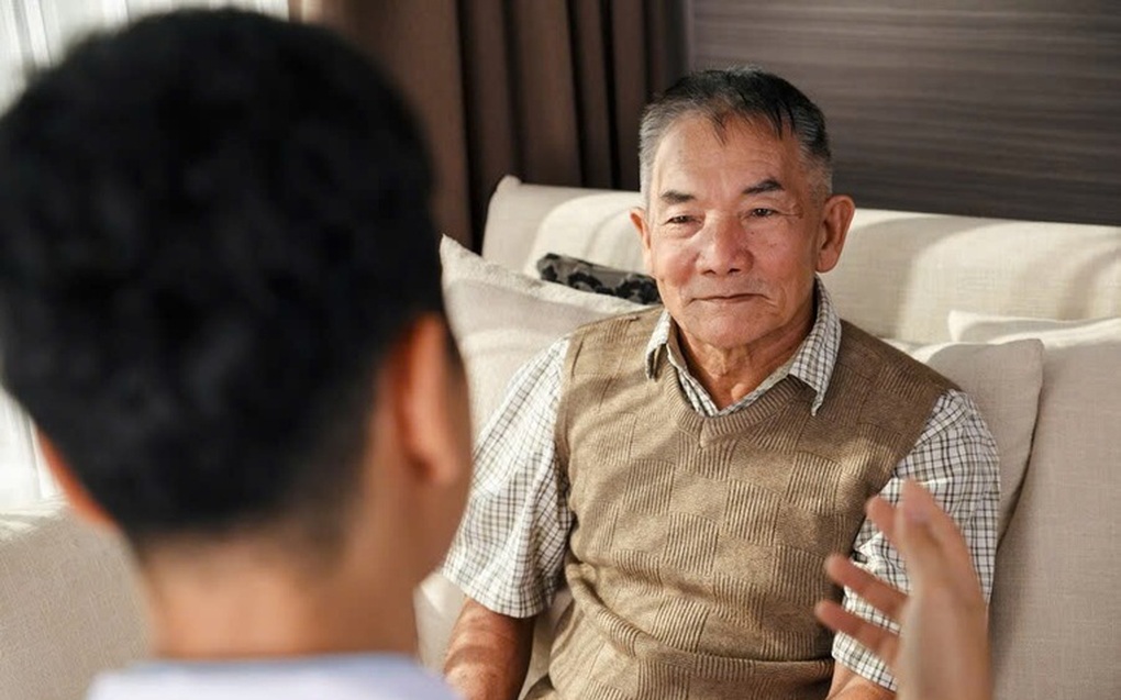 Hơn 20 năm cứ đi qua nhà chú hàng xóm, tôi đều bật khóc không thành tiếng - 1