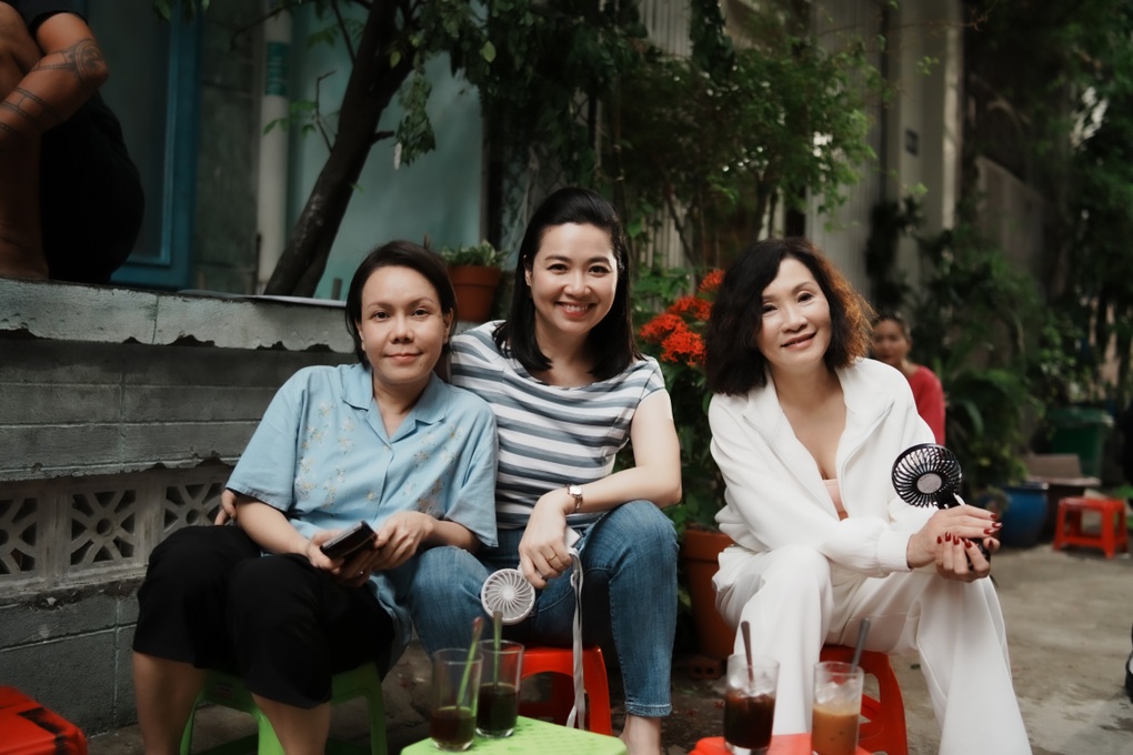 Nghệ sĩ Hồng Đào áp lực khi đóng phim của Khương Ngọc - 1 Nghệ sĩ Hồng Đào áp lực khi đóng phim của Khương Ngọc - 1