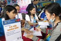 Điểm chuẩn cao nhất vào trường ĐH Nguyễn Tất Thành là 20, khoa Y - ĐHQG TPHCM 22,1 điểm