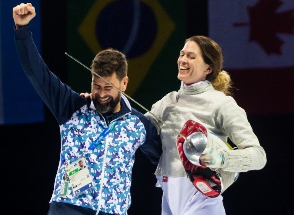 Ngắm mỹ nhân vừa nhận được lời cầu hôn độc đáo nhất Olympic 2020 - 8 Ngắm mỹ nhân vừa nhận được lời cầu hôn độc đáo nhất Olympic 2020 - 8