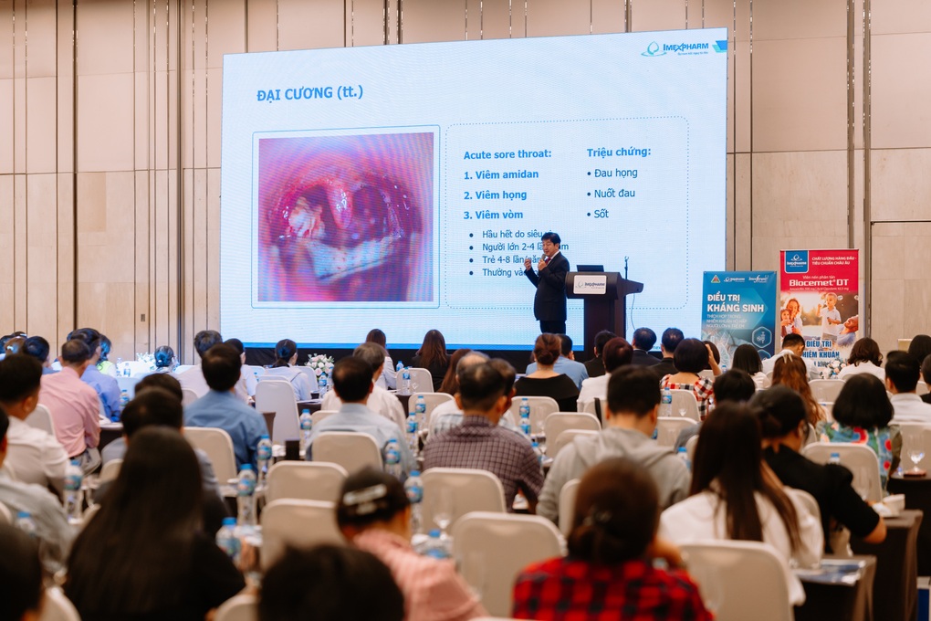 Những lưu ý khi sử dụng kháng sinh điều trị viêm họng, viêm mũi xoang - 2 Những lưu ý khi sử dụng kháng sinh điều trị viêm họng, viêm mũi xoang - 2