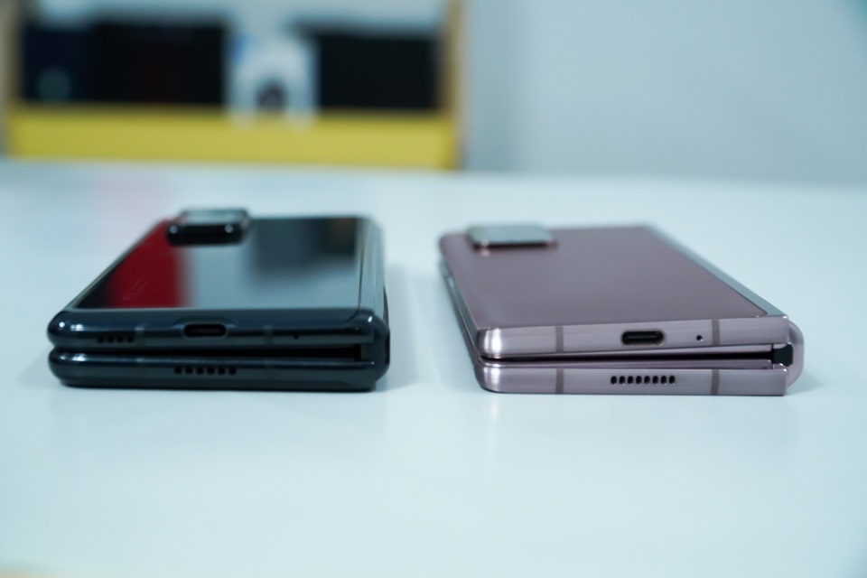 So sánh hàng khủng Xiaomi Mi Mix Fold với Samsung Galaxy Z Fold2 - 9 So sánh hàng khủng Xiaomi Mi Mix Fold với Samsung Galaxy Z Fold2 - 9