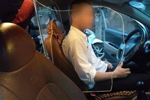 Xuất hiện xe taxi có khung chắn bảo vệ tài xế ở Hà Nội
