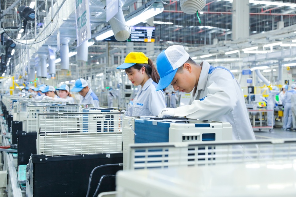 Doanh nghiệp ngoại tận dụng lợi thế sản xuất tại Việt Nam - 2 Doanh nghiệp ngoại tận dụng lợi thế sản xuất tại Việt Nam - 2