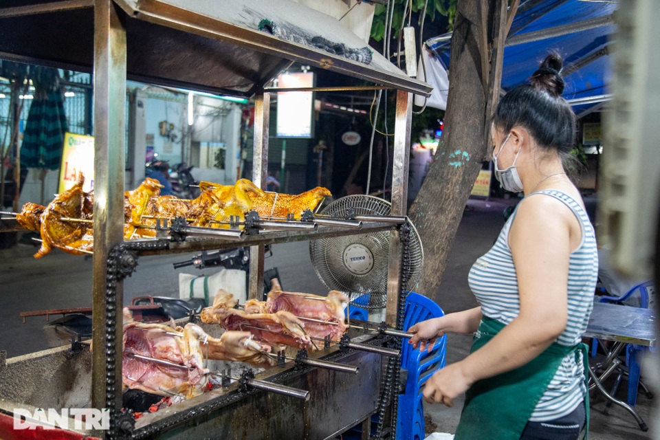 Bỏ việc kế toán đi bán thỏ nướng, cô gái trẻ sống khỏe - 3 Bỏ việc kế toán đi bán thỏ nướng, cô gái trẻ sống khỏe - 3