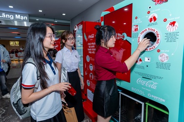 Coca-Cola Việt Nam cùng cộng đồng chung tay giảm thiểu rác thải nhựa