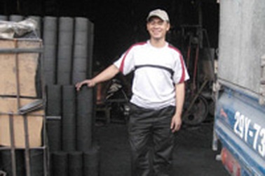 Kỳ 5: “Triệu phú” than tổ ong