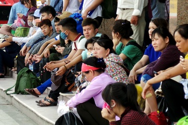 Uể oải trở lại thủ đô trong ngày cao điểm nắng nóng