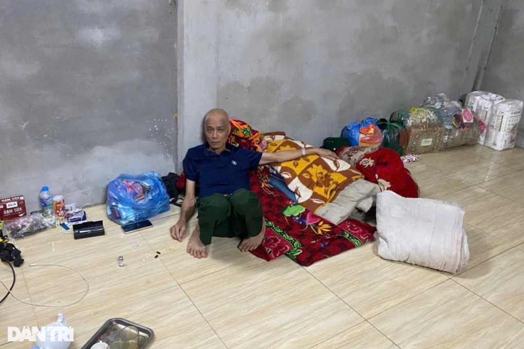 Thảm họa ở Làng Nủ: Bố và em trai Kiên thoát nạn vì đi truyền hóa chất - 2 Thảm họa ở Làng Nủ: Bố và em trai Kiên thoát nạn vì đi truyền hóa chất - 2
