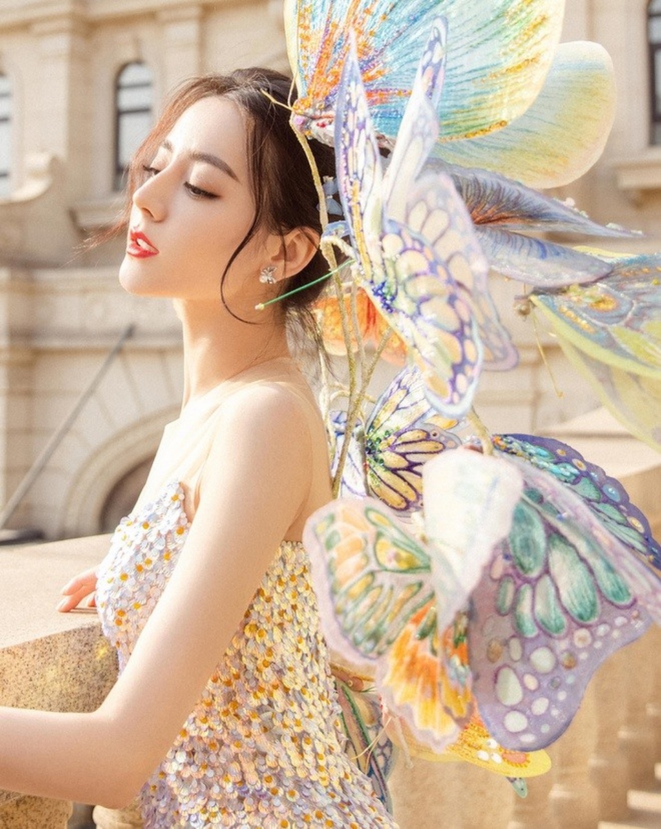 Mỹ nhân Tân Cương Địch Lệ Nhiệt Ba đẹp không góc chết - 10 Mỹ nhân Tân Cương Địch Lệ Nhiệt Ba đẹp không góc chết - 10