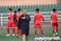 HLV Park Hang Seo: “U23 Việt Nam sẽ khó khăn khi vắng Văn Hậu”