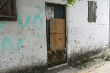 Biết chồng có “vợ bé”, vợ thật thuê côn đồ giết chồng