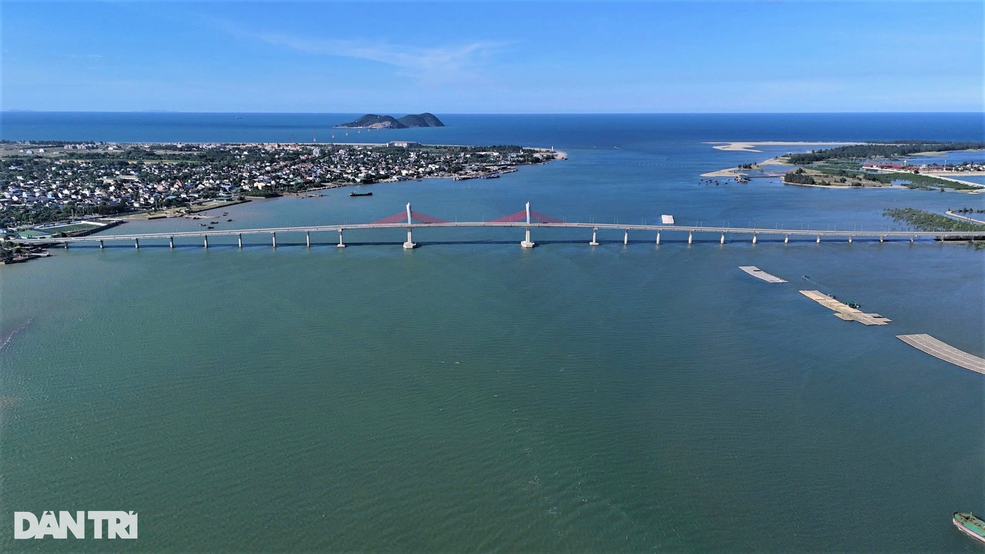 5 cây cầu bắc qua một dòng sông chạy dọc tỉnh rộng nhất Việt Nam - 6