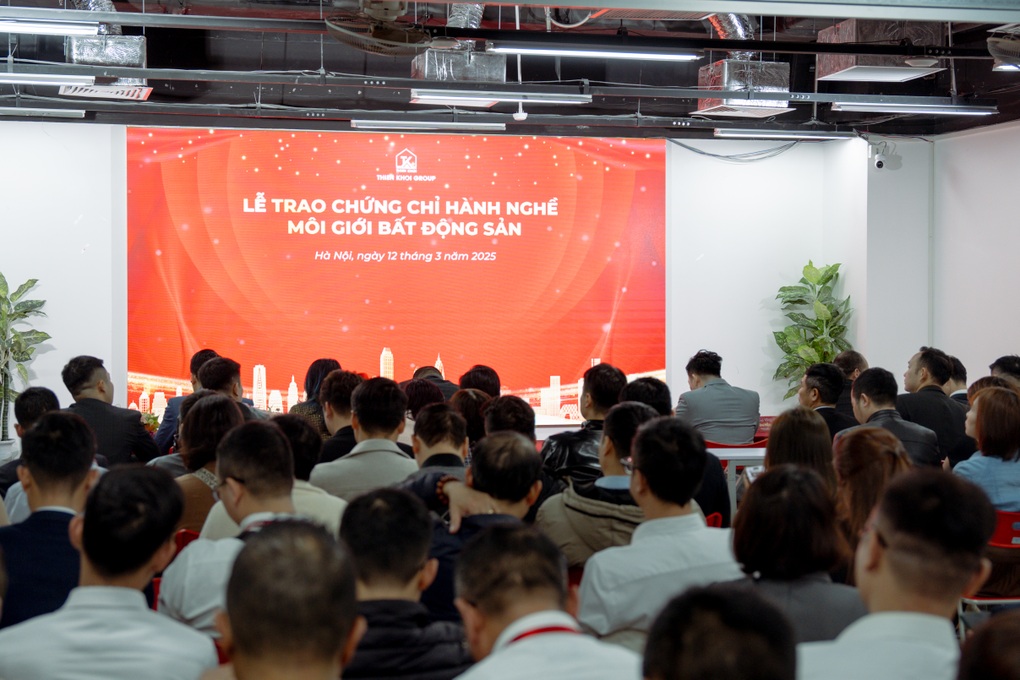Thiên Khôi Group và hành trình chuyên nghiệp hóa nghề môi giới bất động sản - 1 Thiên Khôi Group và hành trình chuyên nghiệp hóa nghề môi giới bất động sản - 1