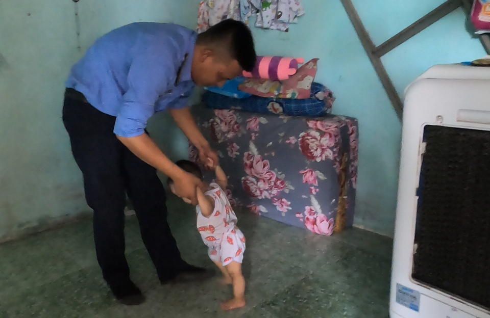 Mất việc do Covid-19: Công nhân xoay sở đủ nghề tạm để đắp đổi qua ngày - 8 Mất việc do Covid-19: Công nhân xoay sở đủ nghề tạm để đắp đổi qua ngày - 8