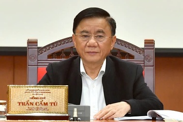 Bộ Chính trị: Khẩn trương chỉ định chủ tịch các tỉnh, thành phố mới