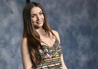 Nhan sắc nóng bỏng của mỹ nhân kém 25 tuổi đang hẹn hò với Tom Cruise - 13