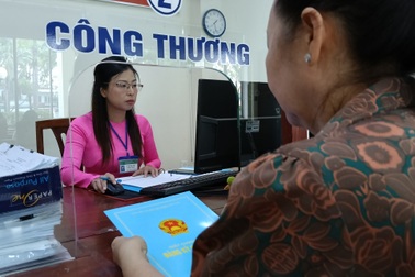 Báo cáo Bộ Chính trị nội dung cơ bản sau khi vận hành chính quyền mới