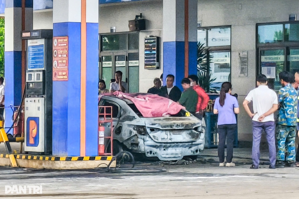 Vụ cháy ô tô 2 người tử vong: Kỹ năng xử lý tình huống, thoát hiểm - 3