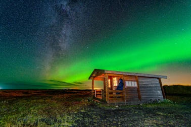 Khách Việt chi 70 triệu đồng đi "săn" cực quang kỳ ảo ở Iceland