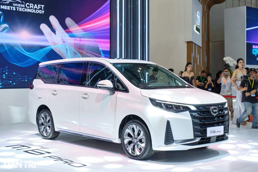 MPV Trung Quốc trường kỳ giảm 200 triệu vẫn khó thuyết phục khách Việt - 4 MPV Trung Quốc trường kỳ giảm 200 triệu vẫn khó thuyết phục khách Việt - 4
