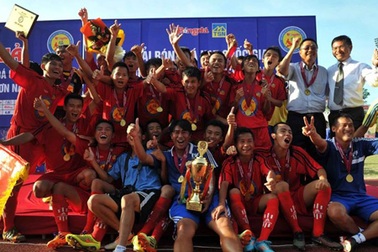 U17 PVF lần đầu đăng quang giải U17 quốc gia 2014