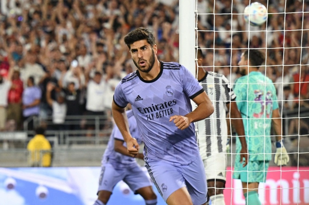 Benzema tỏa sáng, Real Madrid thắng dễ Juventus - 2 Benzema tỏa sáng, Real Madrid thắng dễ Juventus - 2