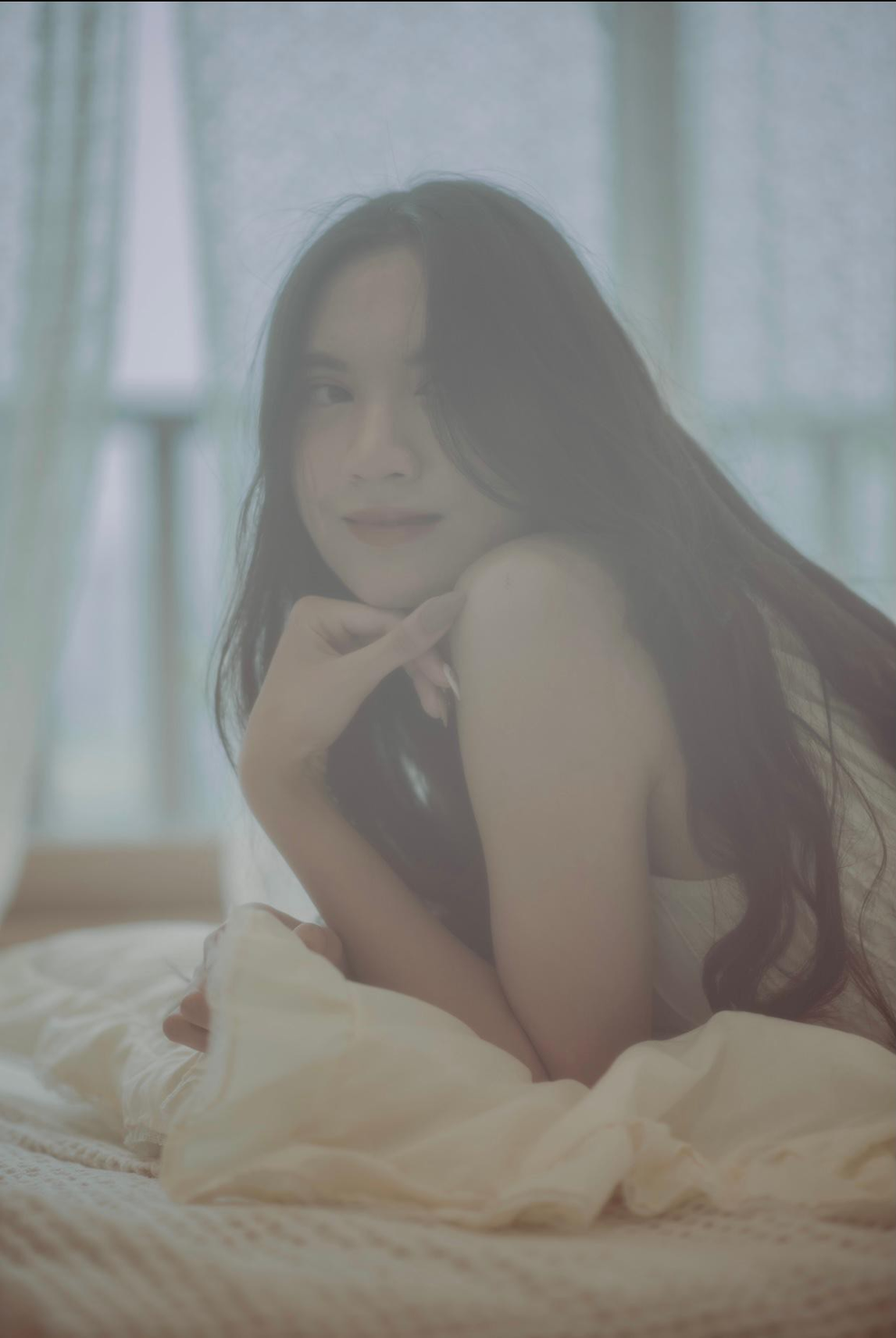 Nàng thơ có gương mặt cực Tây từ Nga trở về Việt Nam theo đuổi đam mê - 8 Nàng thơ có gương mặt cực Tây từ Nga trở về Việt Nam theo đuổi đam mê - 8