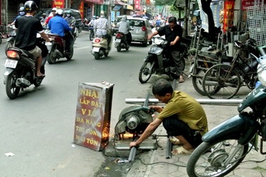 Kiến nghị di dời phố nghề “phun lửa” ra ngoại thành