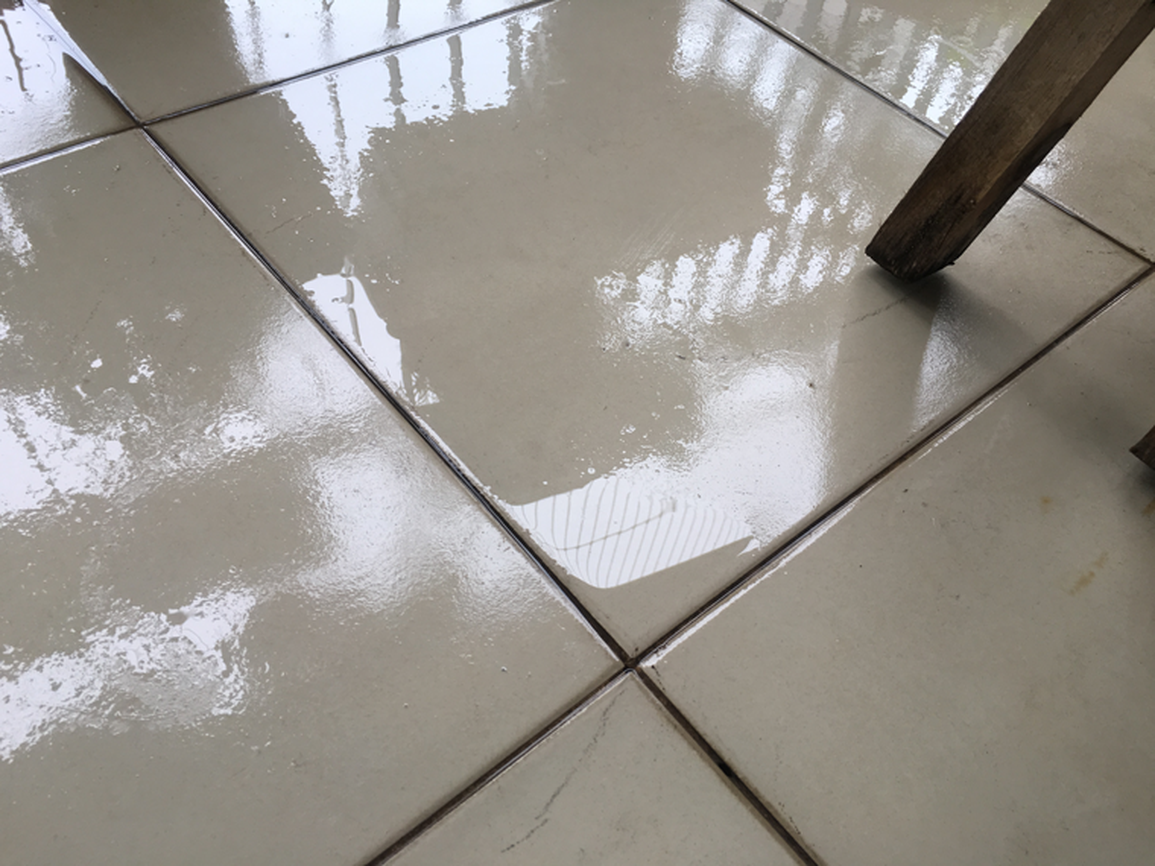 Nguyên nhân xảy ra nồm ẩm ướt rượt sàn nhà và cách khắc phục - 1 Nguyên nhân xảy ra nồm ẩm ướt rượt sàn nhà và cách khắc phục - 1