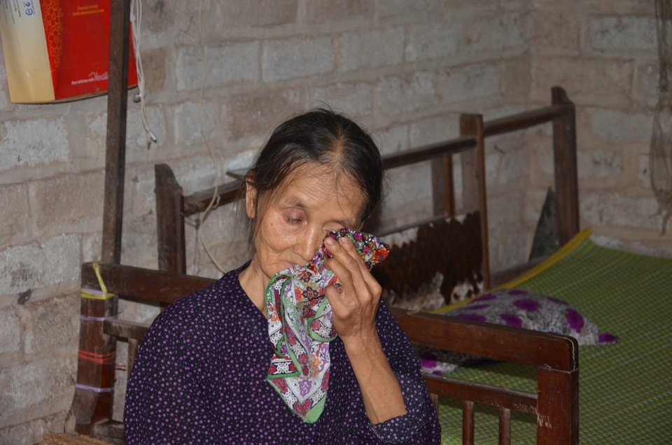 Thương hai người phụ nữ nghèo sống lay lắt, mơ một bữa cơm có thịt - 6 Thương hai người phụ nữ nghèo sống lay lắt, mơ một bữa cơm có thịt - 6
