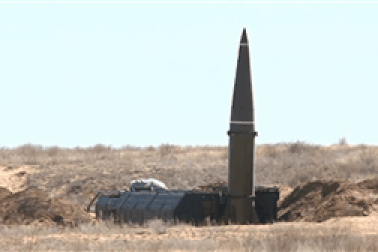 Cận cảnh vụ phóng tên lửa có thể mang đầu đạn hạt nhân của Nga