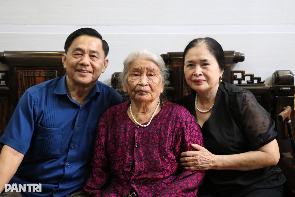 50 năm mẹ Cháu vẫn chờ 2 con trai trở về - 6 50 năm mẹ Cháu vẫn chờ 2 con trai trở về - 6