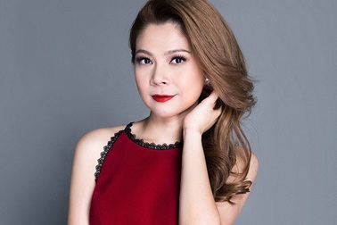 Ca sĩ Thanh Thảo bất ngờ tiết lộ đang mang thai ở tuổi 41