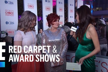 Sharon Osbourne xinh đẹp bên con gái