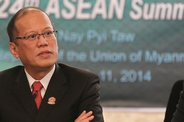 Philippines hối thúc Trung Quốc giải quyết tranh chấp lãnh thổ 