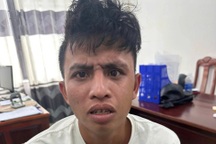 Nửa đêm "hóa trang" đột nhập cửa hàng của chị gái trộm tiền