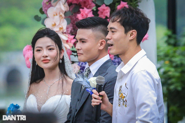 Đám cưới Quang Hải: Cô dâu - chú rể bất ngờ thông báo có em bé