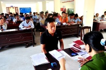 Quảng Nam: Ùn ứ người làm hộ khẩu sau khi Điện Bàn được “lên” thị xã