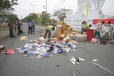 Tiêu hủy số lượng hàng giả, hàng lậu trị giá hơn 1 tỷ đồng