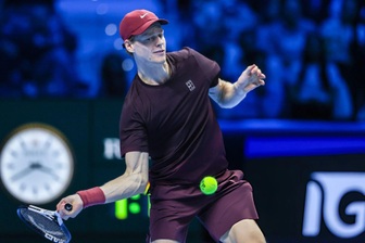 Sinner toàn thắng vòng bảng, hướng tới bảo vệ ngôi vương ATP Finals