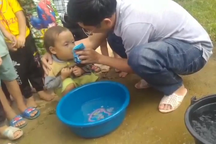 Người thầy được lũ trẻ H'Mông ở Mường Lát gọi bằng "cô"