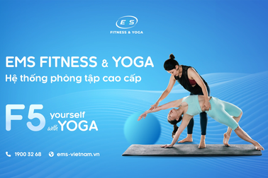 EMS Fitness & Yoga đồng hành báo Dân trí xác lập kỷ lục yoga Việt Nam