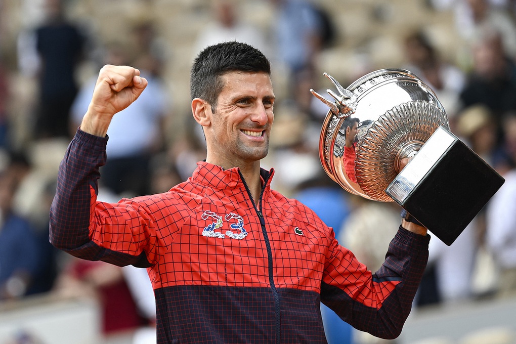 Djokovic trở lại ngôi số một thế giới, Nadal xuống vị trí thứ 136 ATP | Báo  Dân trí