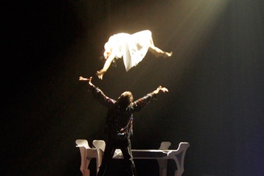 Ngôi sao ảo thuật nổi tiếng thế giới Erix Logan sẽ đến Việt Nam